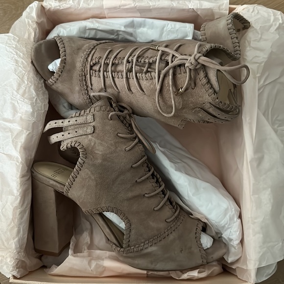 Alexandre Birman Suede Lace Up Booties - Picture 4 of 8